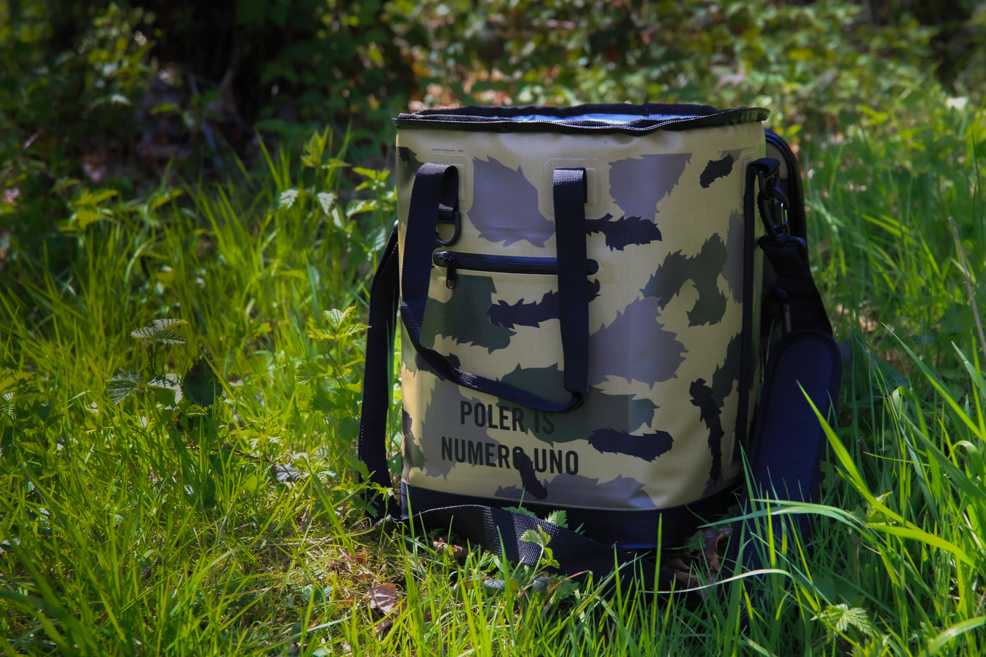 HIGH & DRY COOLER BAG CAMO BAGS