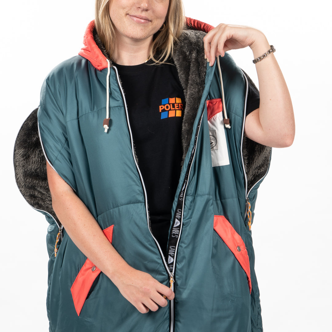 CAMP VIBES Reversible Napsack - Vaurnet Napsacks