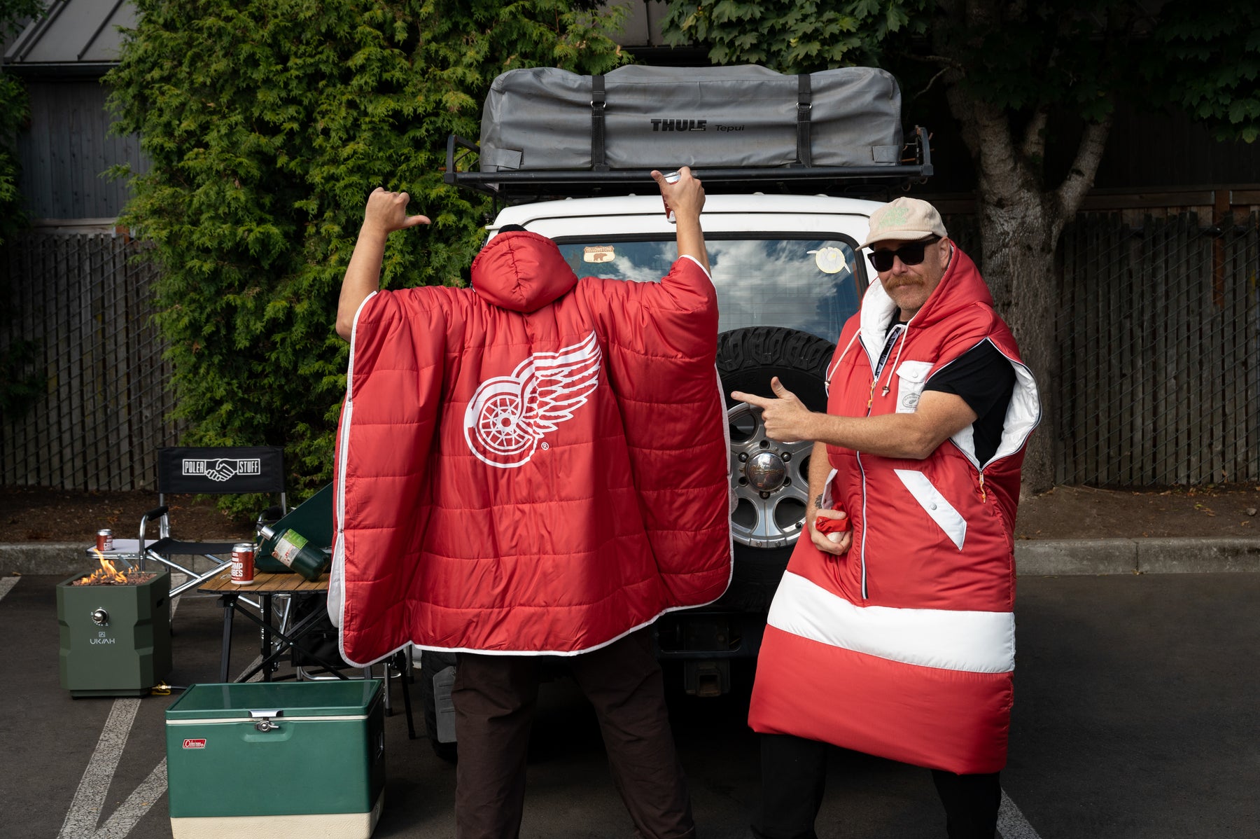 Uncanny Brands Detroit Red Wings Rally Al Raschel Plush Blanket