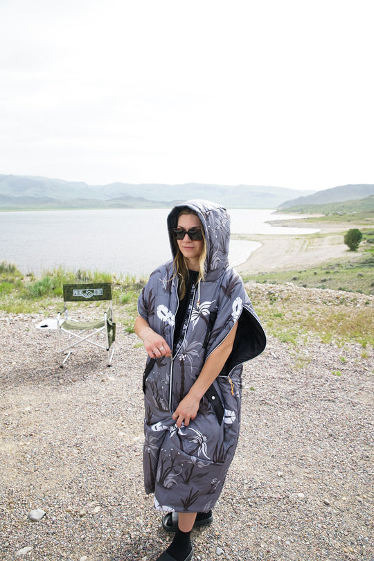 CAMP VIBES Reversible Napsack - Trader Rick Gray Napsacks